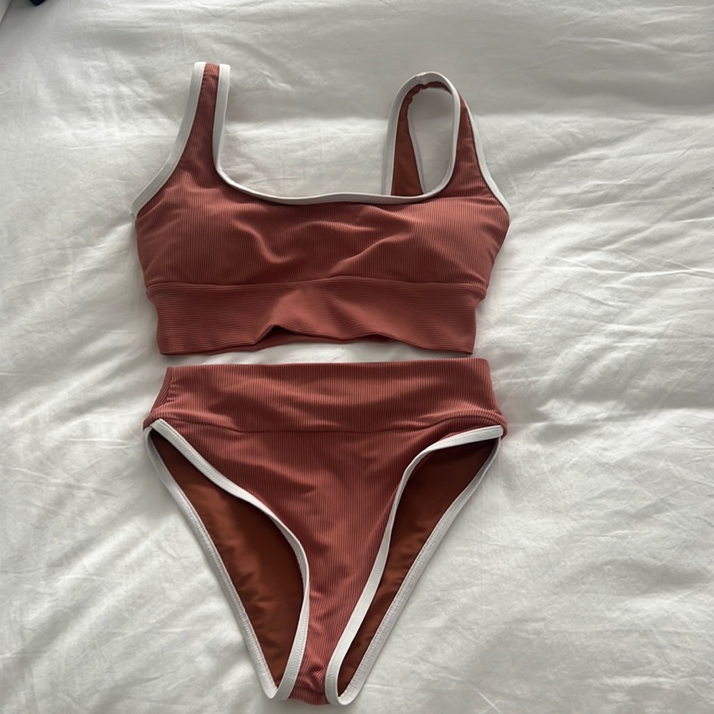 LainSnow Two Piece (Small)